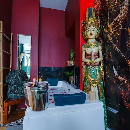 50 Nuances Nirvana - à Appartement Rouen