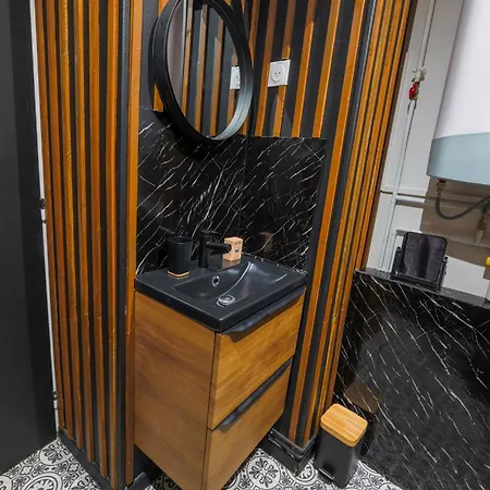 50 Nuances Nirvana - A Apartment Rouen